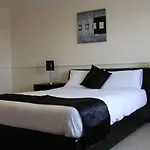 Ocean Wave Lodge