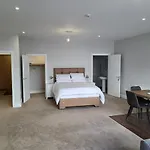 Quay St Apartment