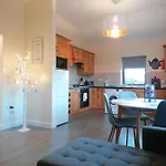 Atlantic Way Apartment