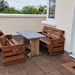 Luxury Apartment Hawthorns