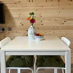 Plumgrove Pod Easkey