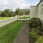 Patricia\'S Country Cottage