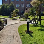 Staysligo Apartment