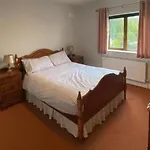3 Bed-Sleeps 5-Garden-Parking-Pets