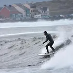 Surfers Getaway - Room Staycation