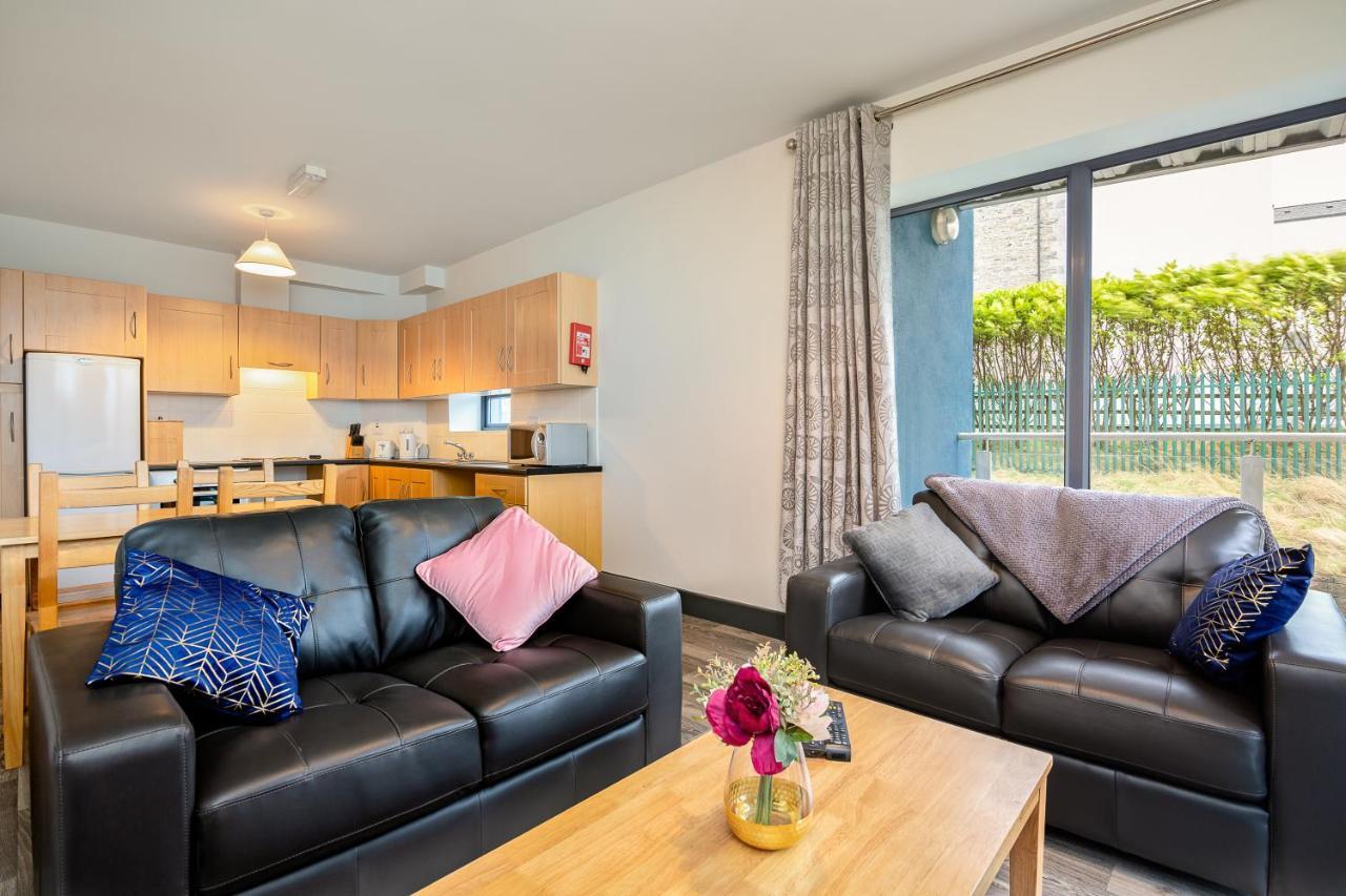 Clarion Village Apartment *