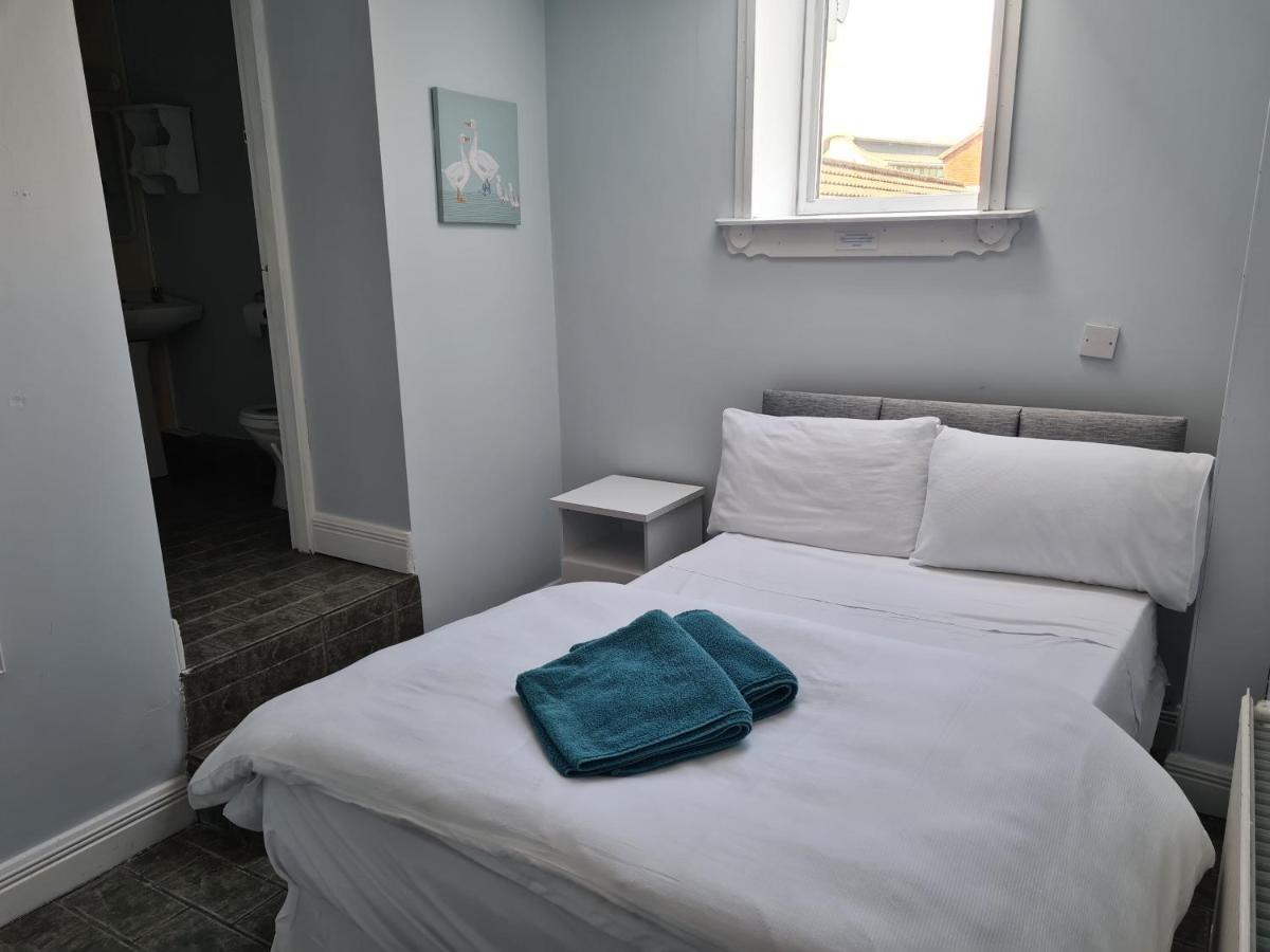 Harbour House Budget Guest house *