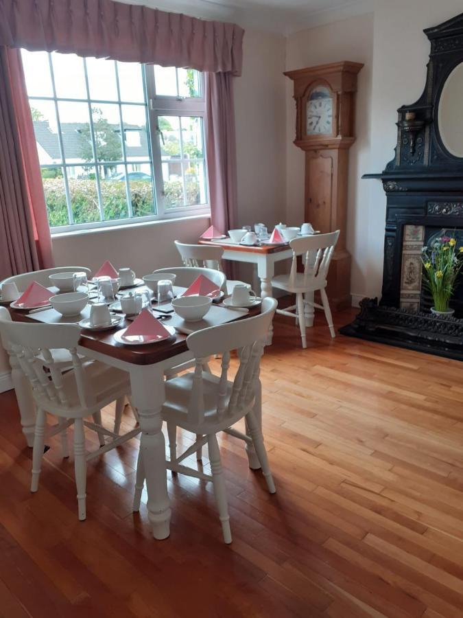 Bed and breakfast Interconecting Lough Gill - 1 Double 2 Single Beds Sligo
