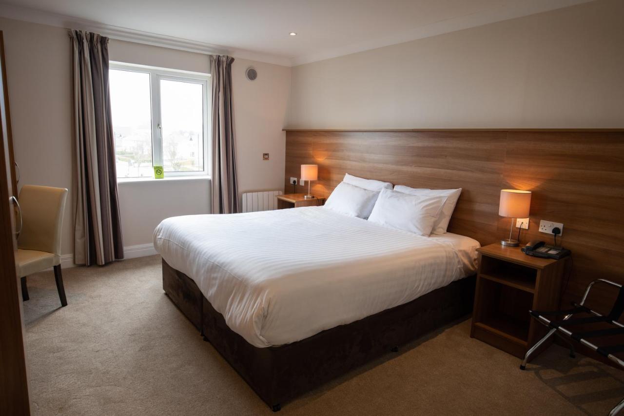Riverside 3*