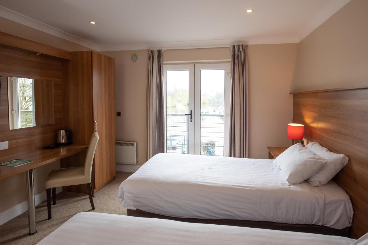 Hotel Riverside