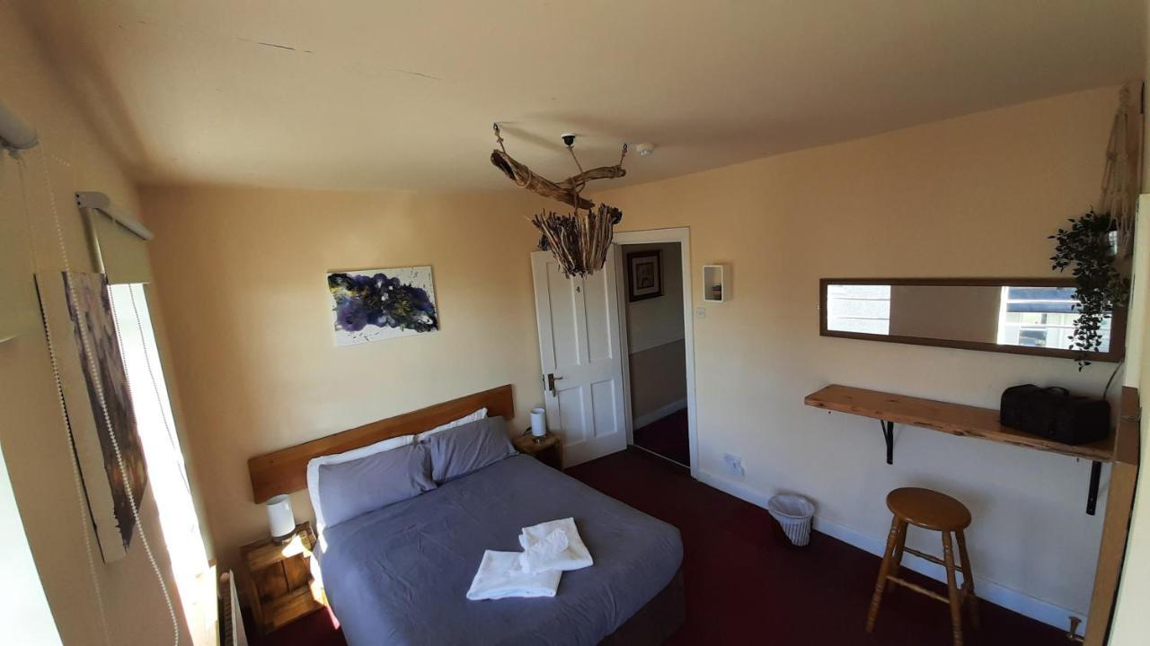 Surfnstay Strandhill Lodge, House & Surf * Sligo