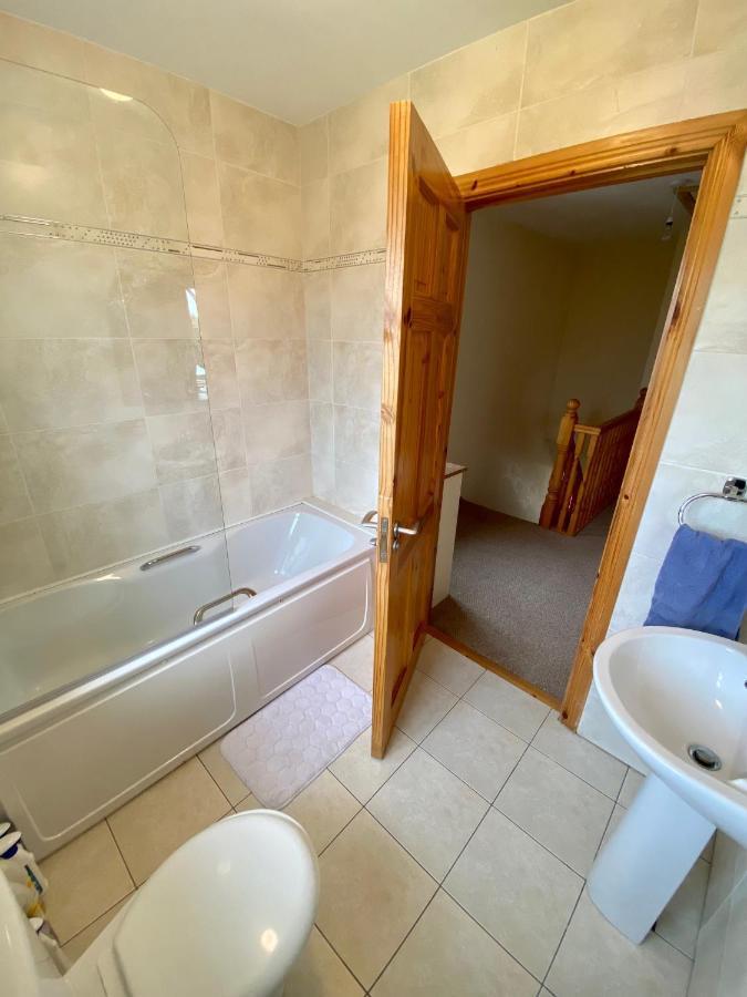 Castlebaldwin Country Homestay *
