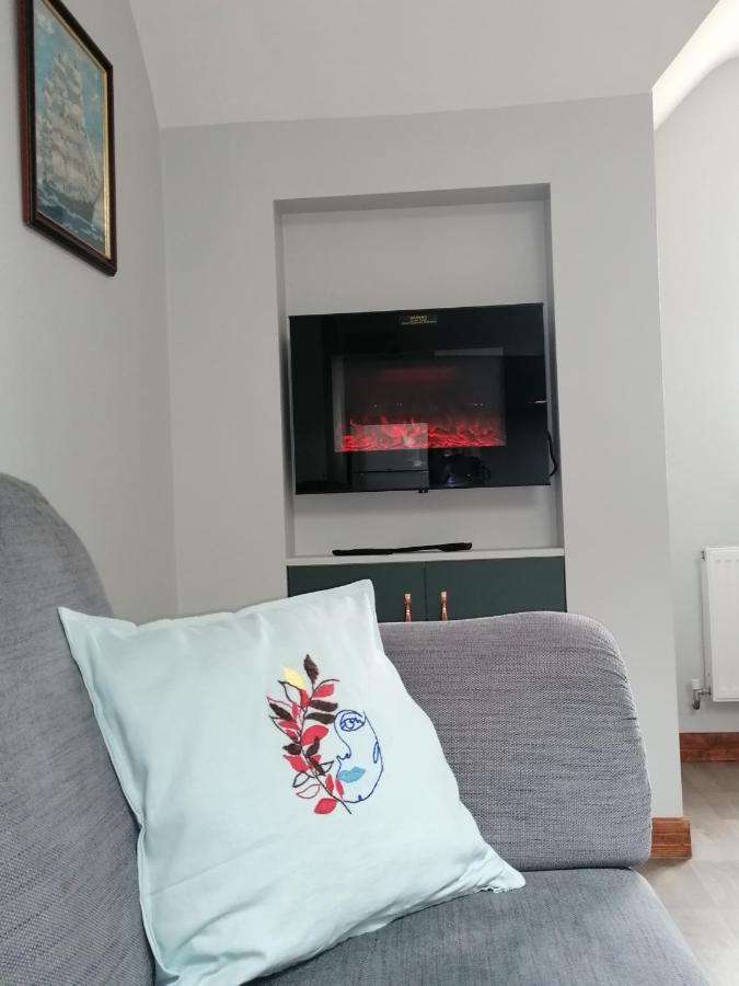 Self Catering Upstairs At Tradcottage Apartment