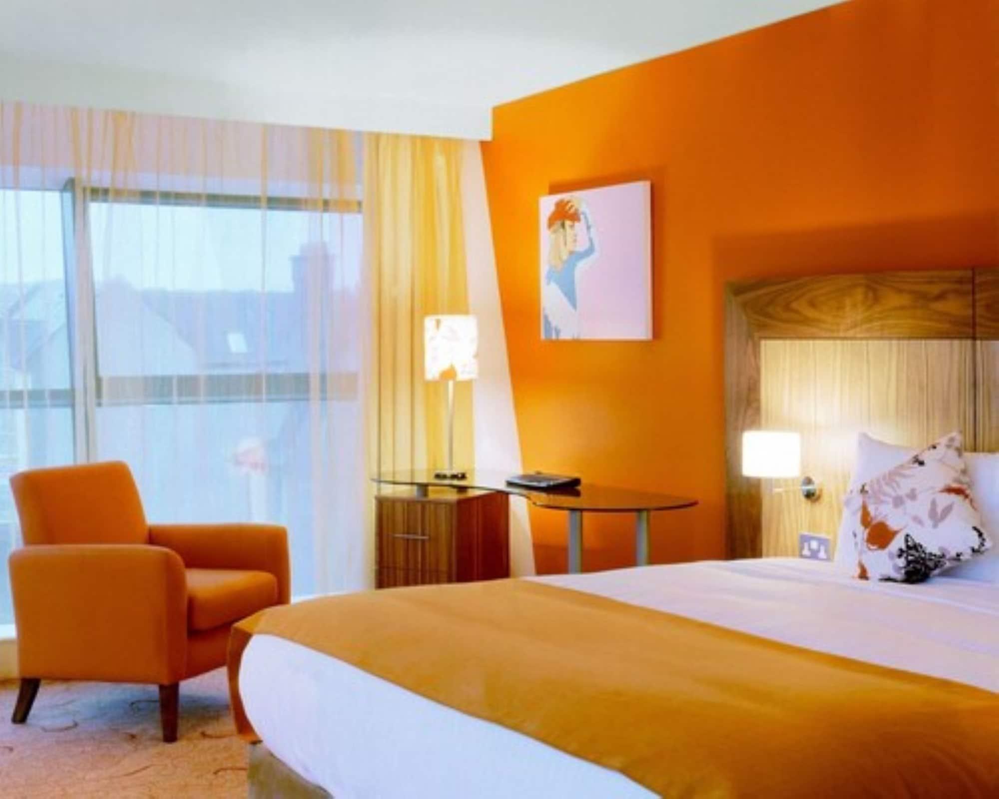 The Glasshouse 4*