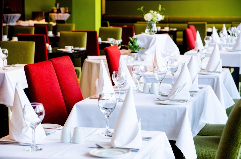 Hotel The Glasshouse 4*