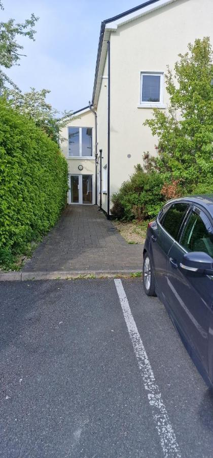 Apartment Two Bedroom Self Catering Apt. The Hawthorn's. Sligo