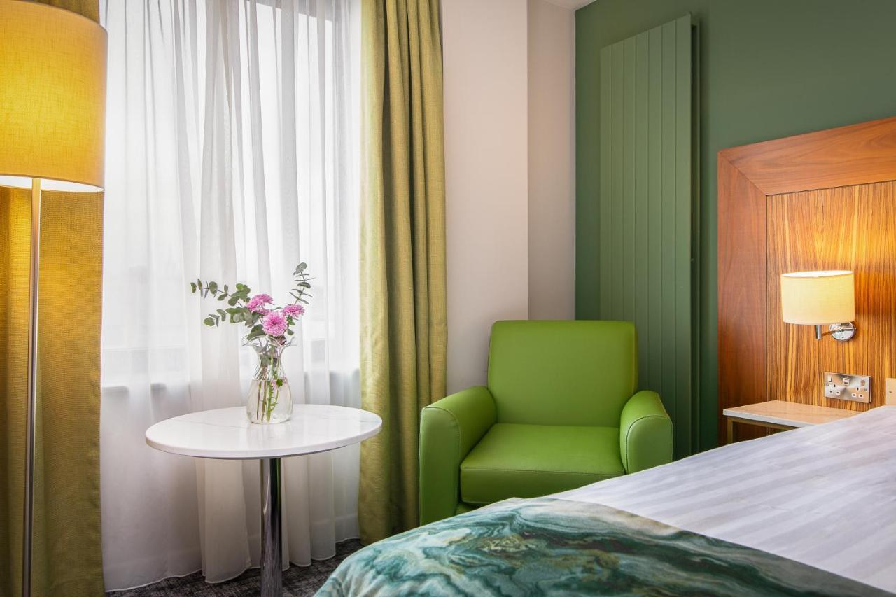 The Glasshouse Hotel 4*