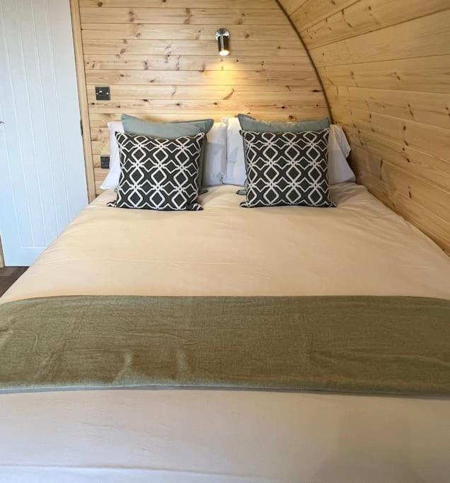 Plumgrove Pod Easkey Chalet