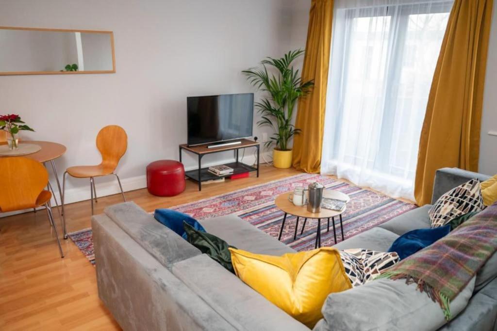 Apartment Modern In The Heart Of Town