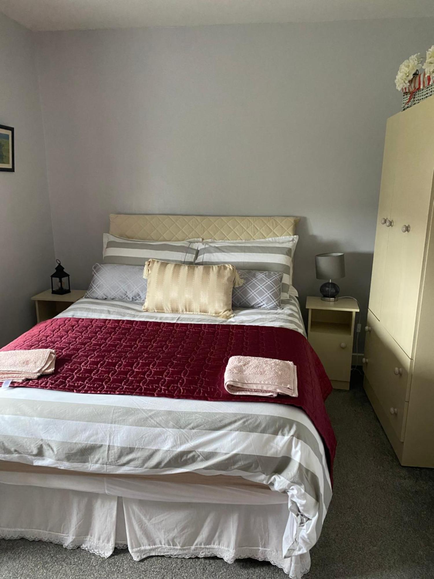Holiday home Shannon Park House *