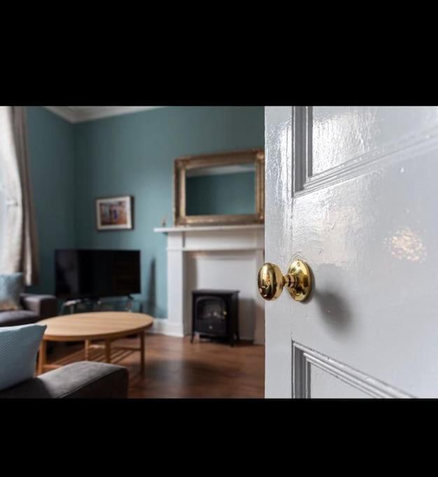 Сasa de vacaciones 4bed Townhouse In Heart Of