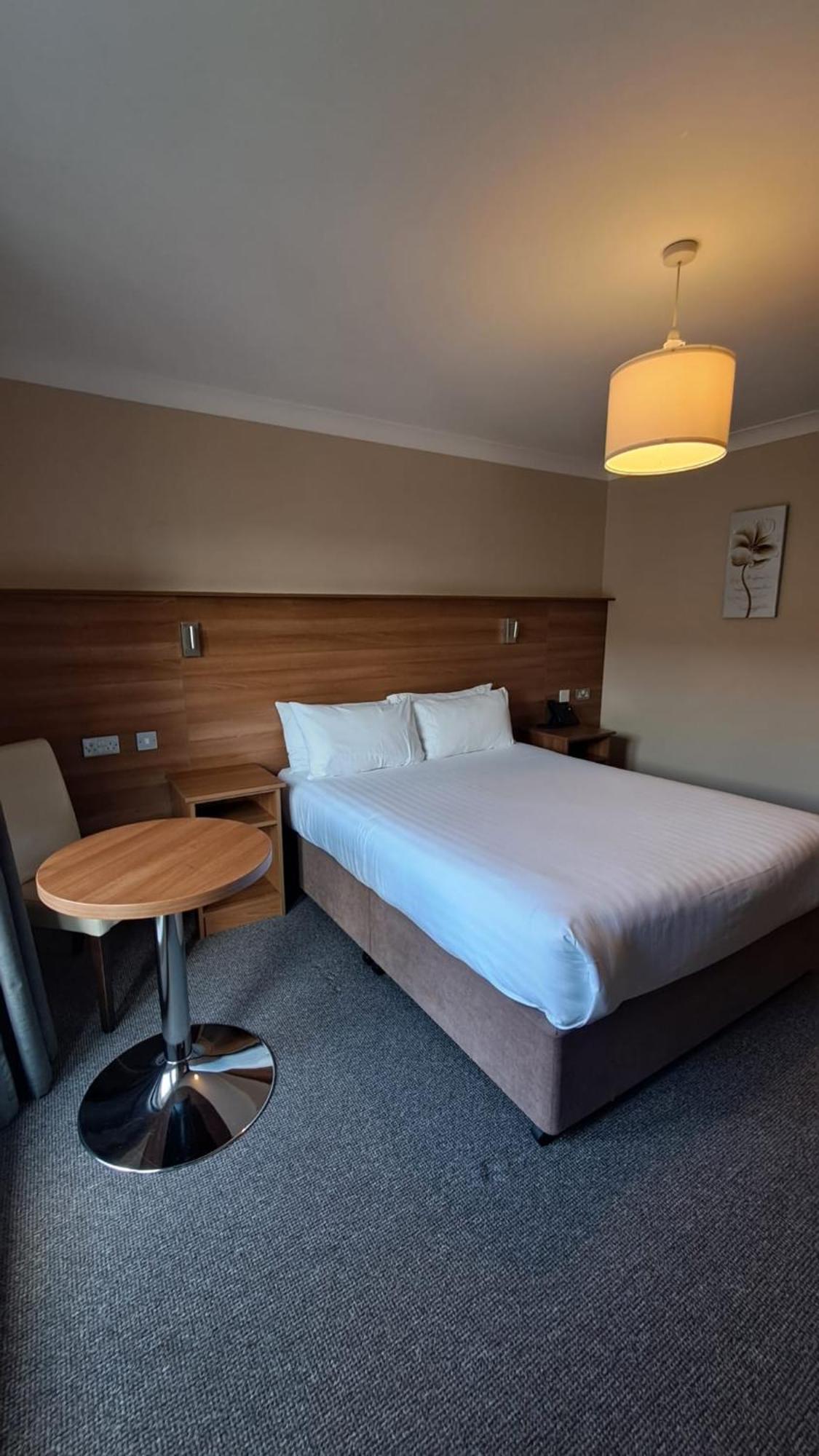 Hotel Riverside