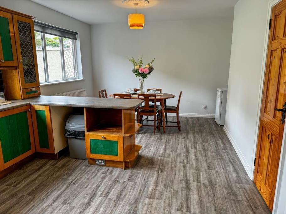 4bed Seaview House *