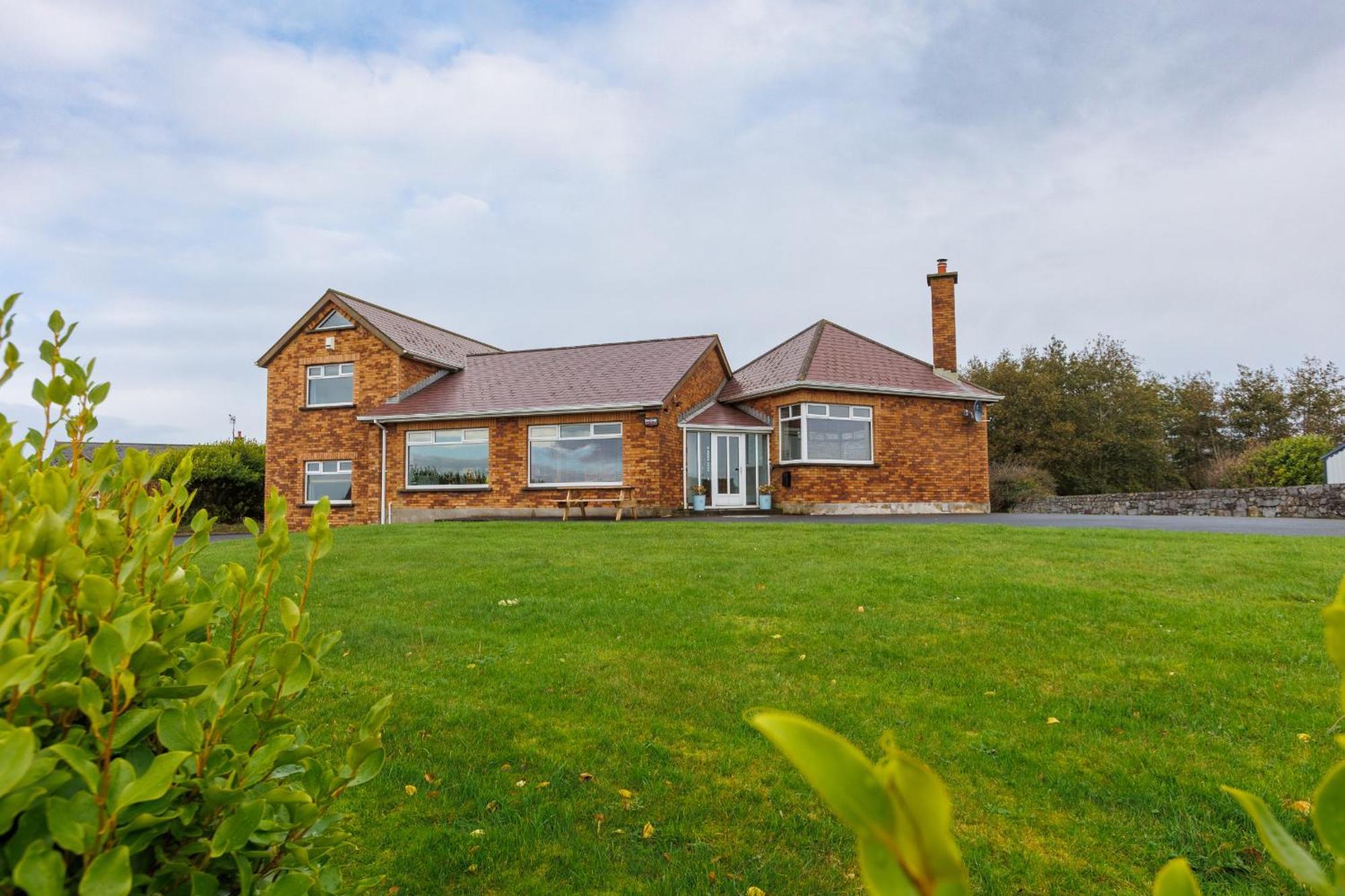 Red Brick House Rosses Point Holiday home Sligo