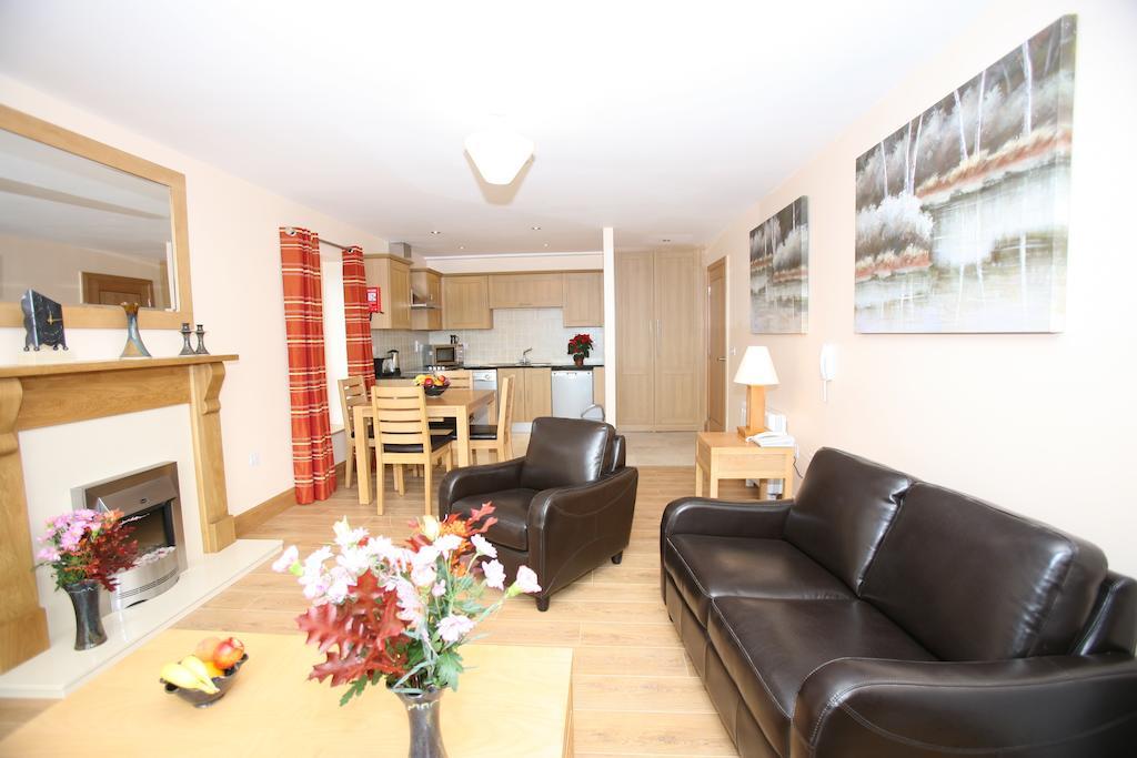 Apartamento St Angela's Lakeside Sala 4*