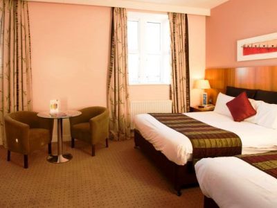 Clayton & Leisure Club Hotel