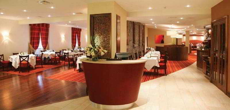 Clayton & Leisure Club Hotel 4*