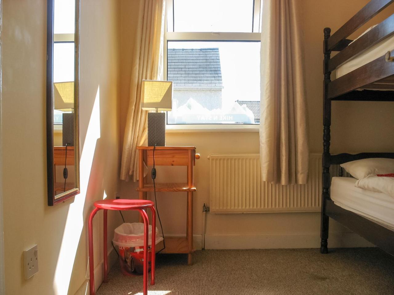 Surfnstay Strandhill Lodge, House & Surf Sligo