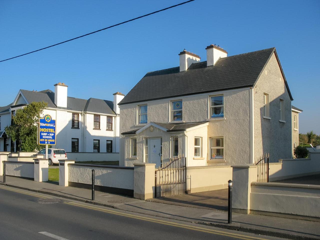 Surfnstay Strandhill Lodge, House & Surf