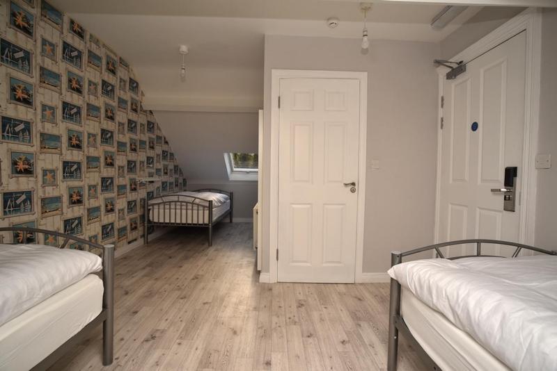 The Beehive Hostal *