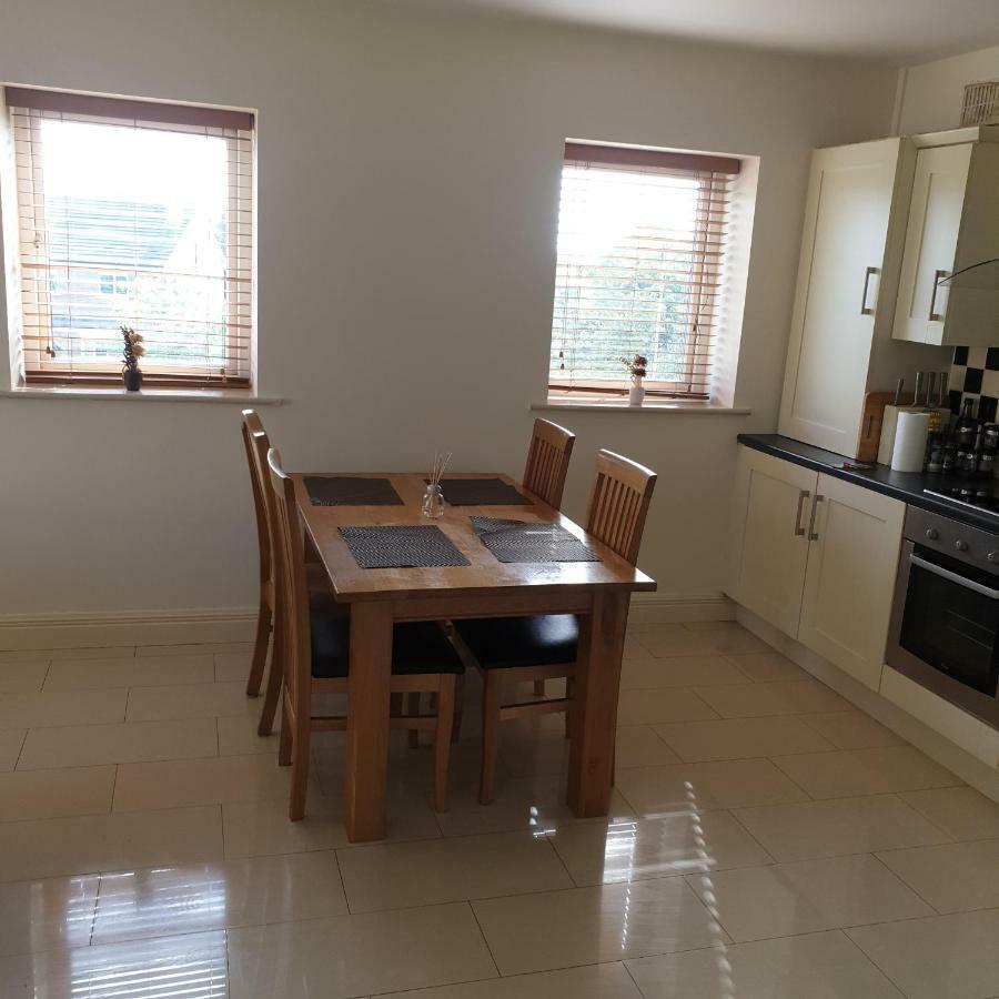 Luxury Hawthorns Apartment *