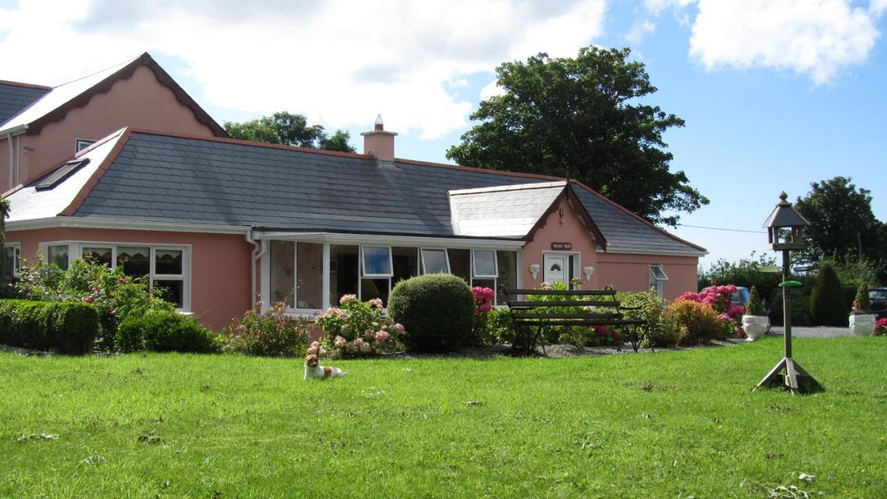 Philmar House Bed & Breakfast 3*