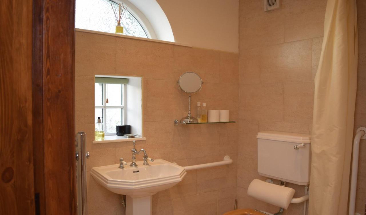 The Coachhouse @ Kingsfort House Guest house