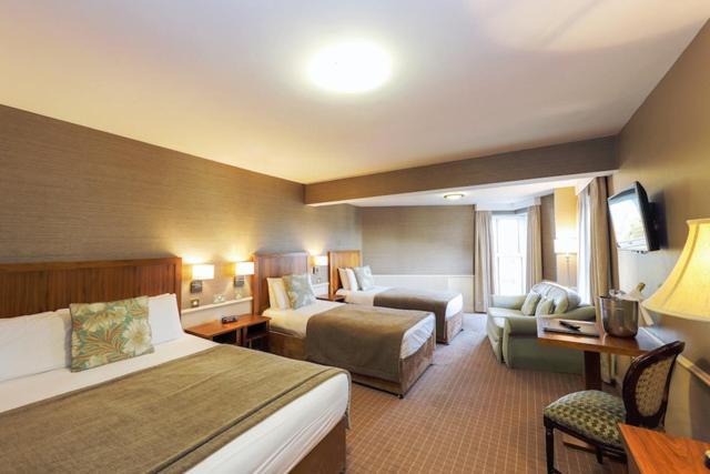Yeats Country Hotel, & Leisure Club Hotel 4*