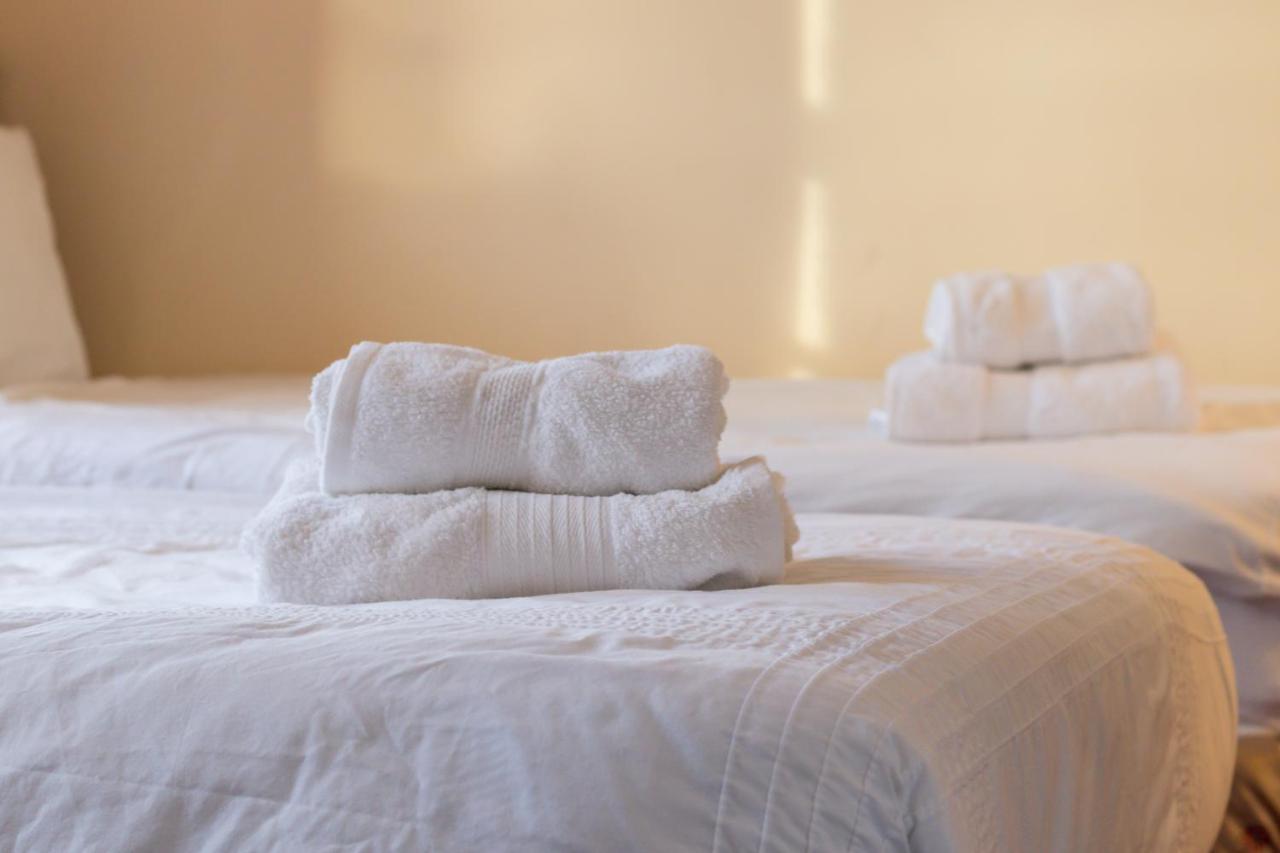 Surfnstay Strandhill Lodge, House & Surf * Sligo