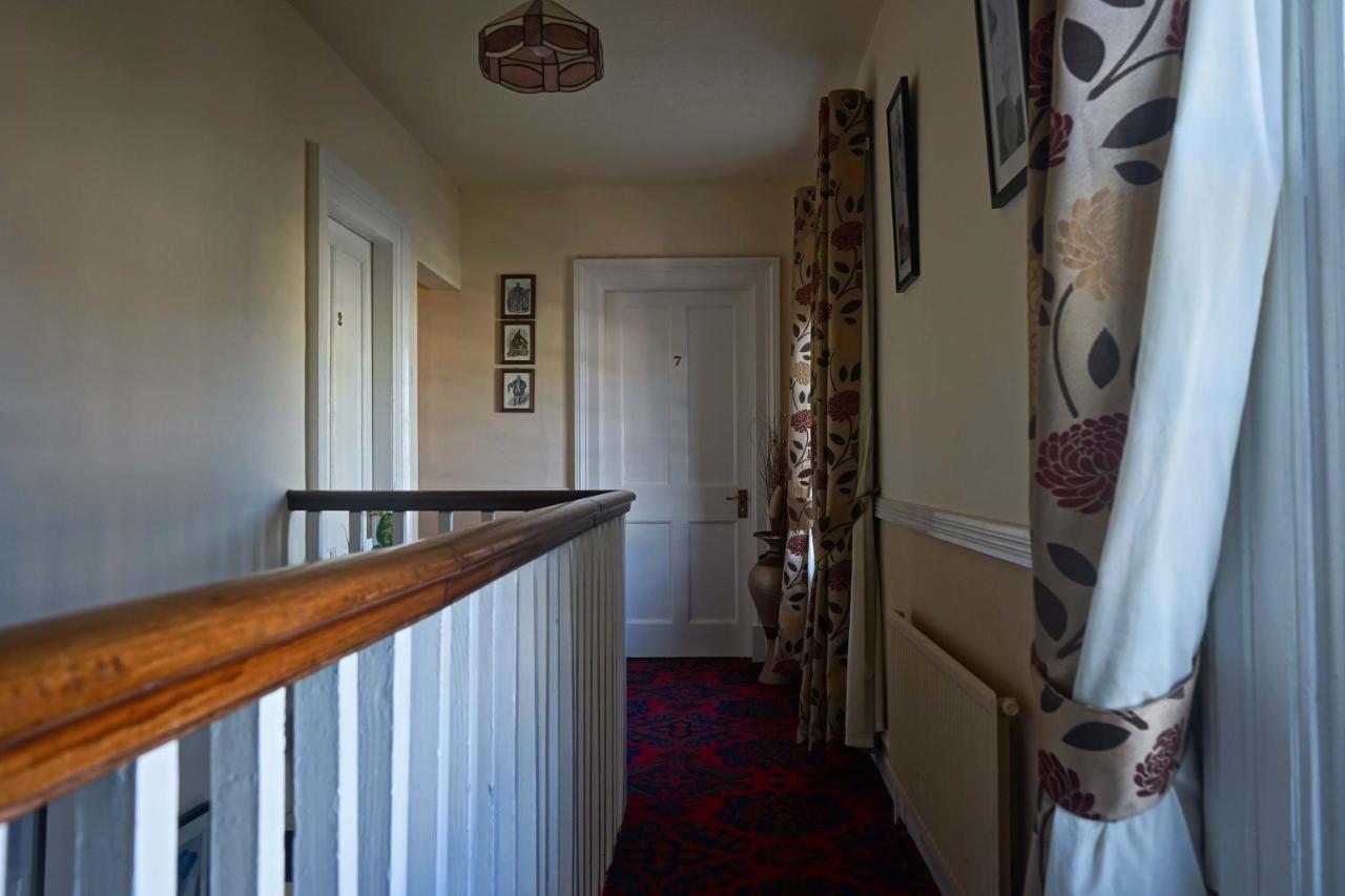 Surfnstay Strandhill Lodge, House & Surf Sligo