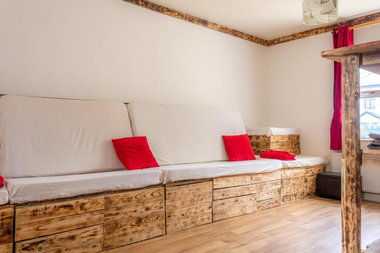 Guest house Surfnstay Strandhill Lodge, House & Surf *